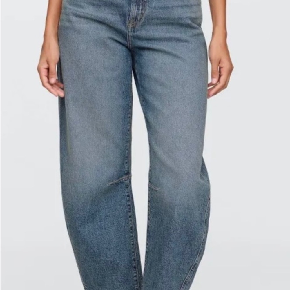 Gap High Rise Barrel Jean